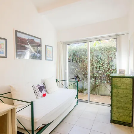 度假居 Les Parcs De Gassin-2 By Interhome *