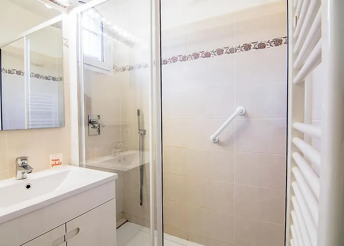 Les Parcs De Gassin-2 By Interhome بيت للعطل *